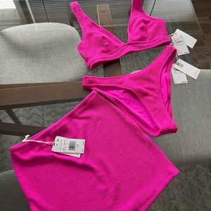 NEW GOOD AMERICAN SWIM